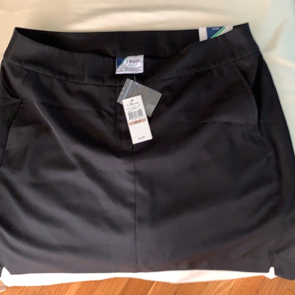 Van Heiden golf skirt. - Picture 1 of 8